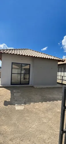 Alugo Casa em Condomínio Jardim Brasil