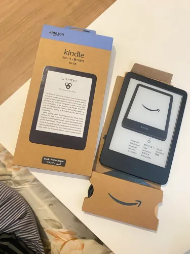 Kindle com 2 meses de uso - 16GB (Geração mais recente)