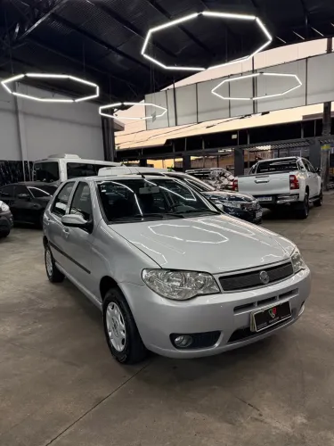 Fiat Palio ELX 1.0 Fire/30 Anos F. Flex 8V 4P 2004