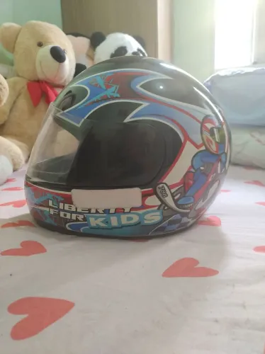 Capacete infantil 