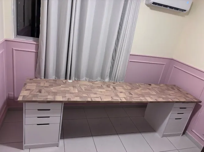 Mesa com gaveteiro para escritório 2,70m x 65cm