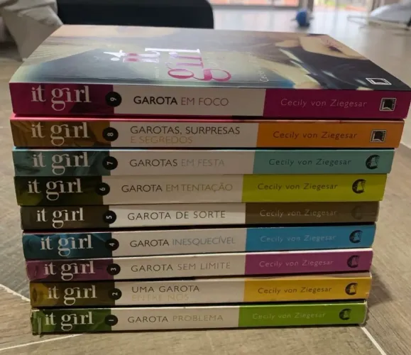 Coleção completa It Girl - 9 livros