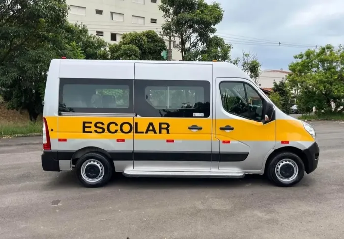 RENAULT MASTER L2H2 ESCOLAR - 2019 20 LUGARES