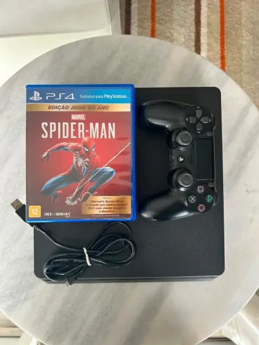 Playstation 4 Slim (Usado) sem defeito 872,8 GB com controle incluido + 3 jogos