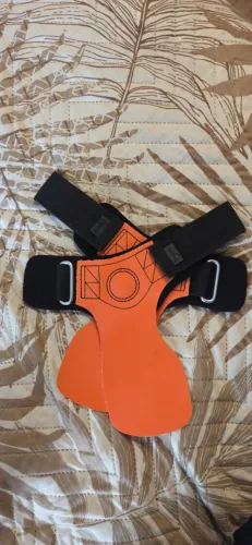 Hand Grip Skyhill para CrossFit - Praticamente Novo - Tam. G