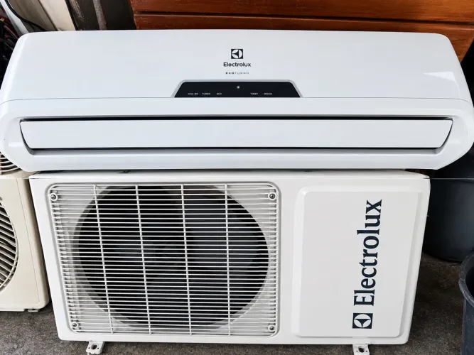 Vendo ar condicionado para sair rápido 