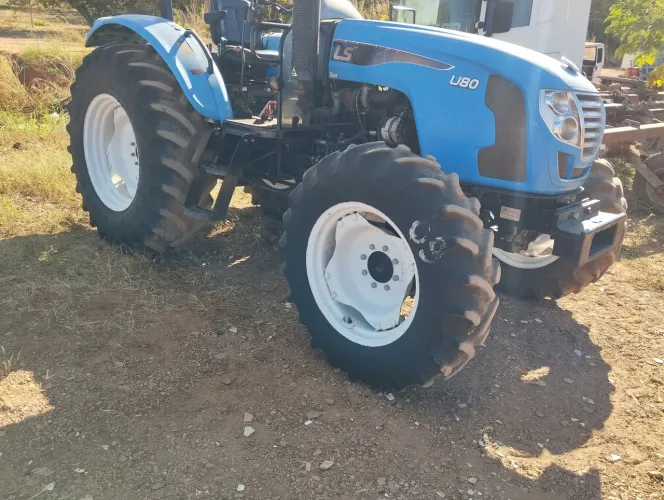 Trator ls 80
