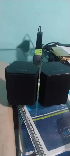 2 Caixas de som sansung