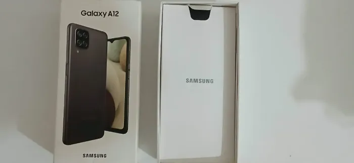 Samsung Galaxy A12 | Na Caixa, Pronto para Configurar!