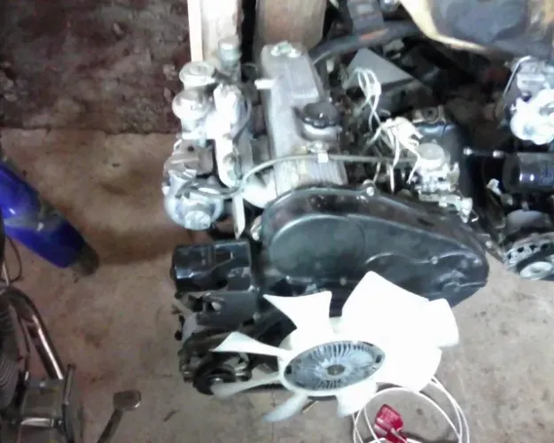 Vendo Motor Mitsubishi 4D56 2.5 8V Turbo Int 2.5 L200 Galopper Bongo -  p/ venda em Peças