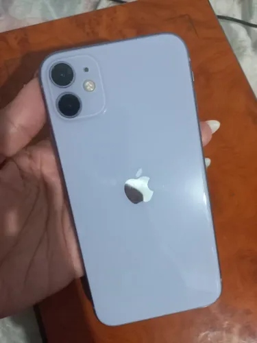 IPHONE 11LILAS SEMINOVO 64 GB