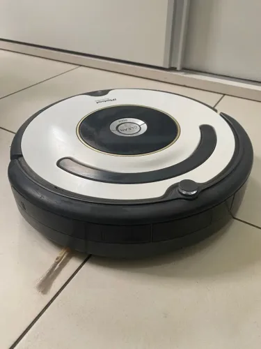Robô Aspirador iRobot Roomba 621