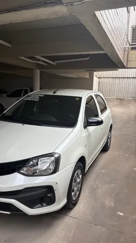 Toyota Etios X 1.3 Flex 16V 5P Mec. 2020