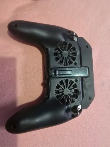 Gamepad cooler gamer e power bank 2 gatilhos