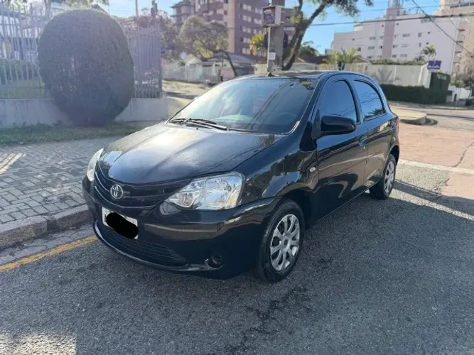 Toyota Etios X 1.3 Flex 16V 5P Mec. 2015