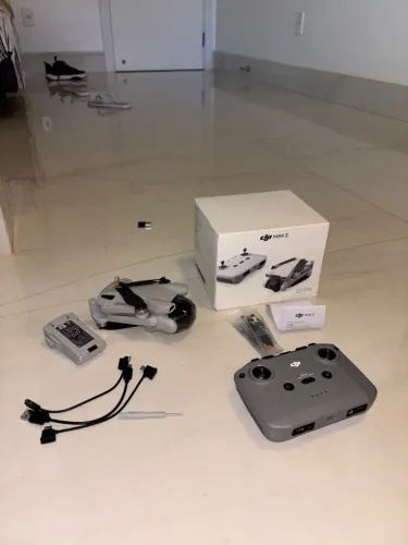 DJI Mini 3 em ótimo estado | Poucas horas de voo | Caixa e acessórios