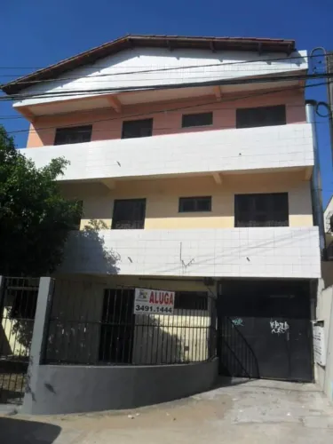 Montese Apto 40 m² com 1 Quarto, Sala, Cozinha, 1 Wc.