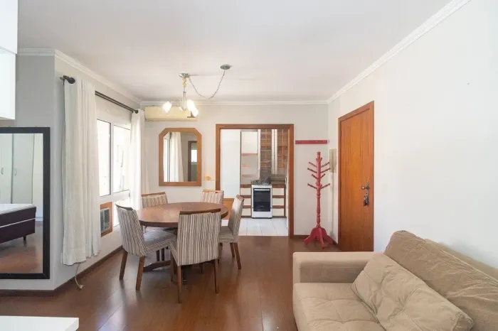 Apartamento com 1 quarto e 47m² à venda em Bela Vista, Porto Alegre.