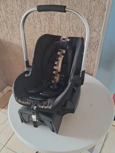 Bebê conforto + base veicular Kiddo Caracol