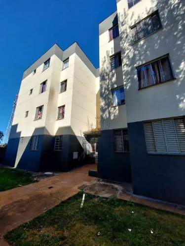 Apartamento com 2 dormitórios à venda, 43 m² por R$ 60.000 - Conjunto Habitacinal cristal