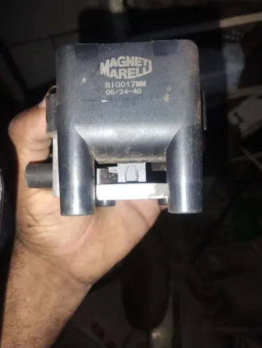 Vendo bobina  para carro marca magneti Marelli Bi 00117mm 05/24-40