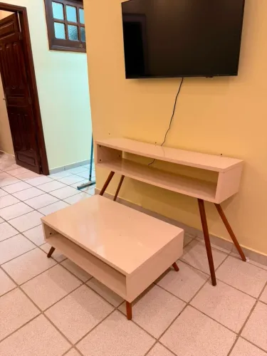 Aparador e mesa de centro em mdf