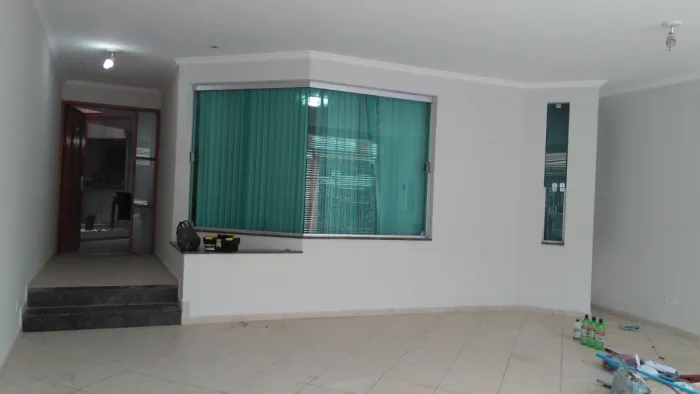 Casa para locação em Vila Gomes Cardim com 3 quartos, sendo 3 suítes, 160m²
