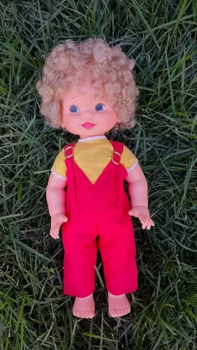 Boneca antiga