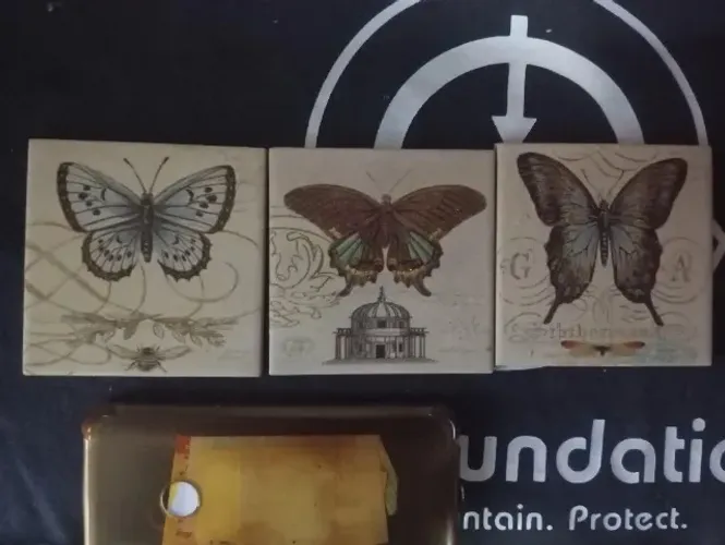 Antiguidades - Lajes de borboleta