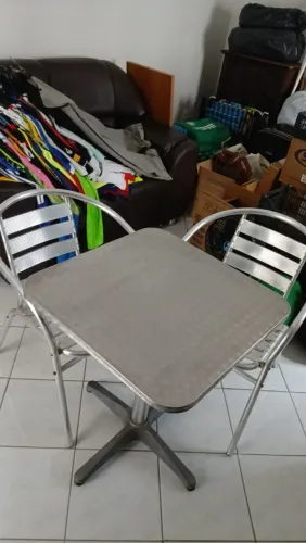 Mesa de Alumínio