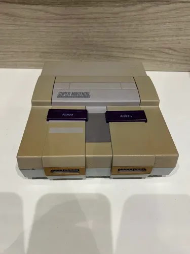 Super Nintendo com defeito