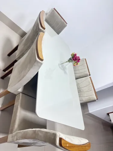 Mesa de vidro 6 cadeiras