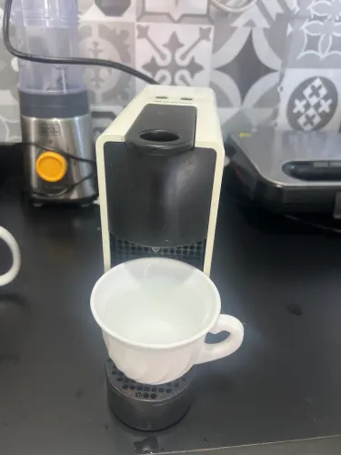Cafeteira Nespresso cápsula 