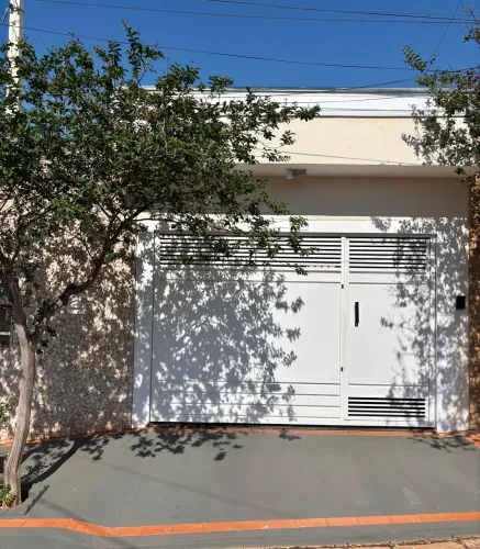 Casa a venda - Laluce 2