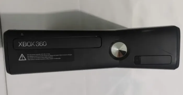 Xbox 360 Slim defeito