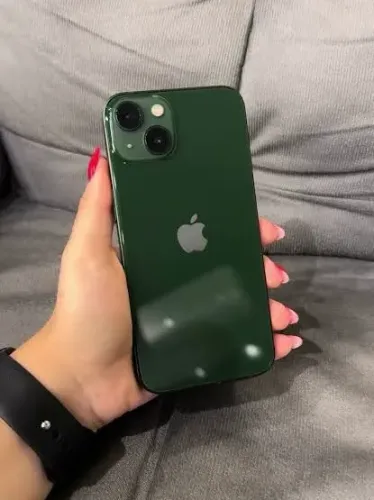 iPhone 13 64gbs usado