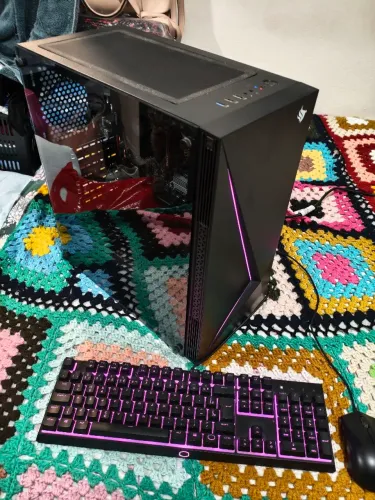Vendo Computador Gamer Rayzen 5 5600G Utra rápido Barato