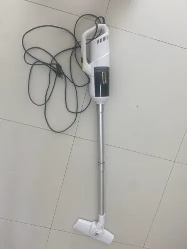 Aspirador de pó usado