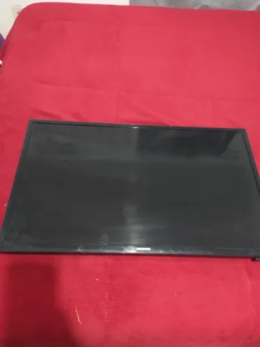 TV Samsung 32" com defeito