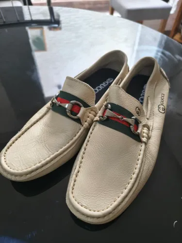 Sapato moccasin bege Tam 40