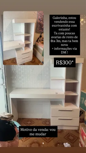 Escrivaninha com estante