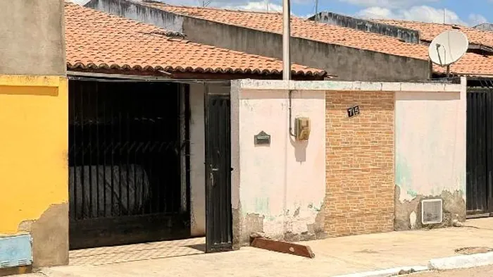 Casa no NOSSA SRA DE FTIMA em Iraucuba/CE - Caixa *5481