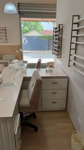 Aluguel Mesa/cadeira Nails Designer