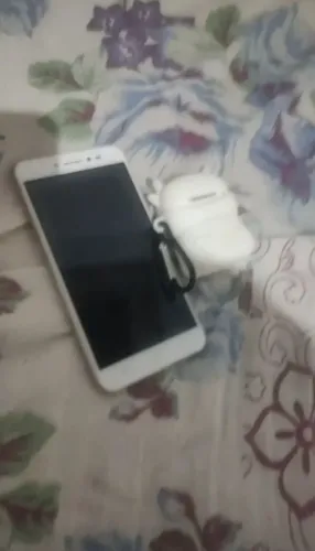 Pra vender ou rolo eo display queimou eu tava na chuva molhou é queimou o display