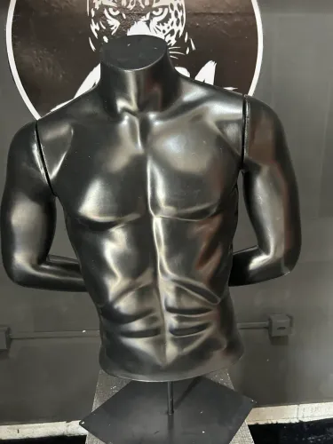 Vendo Manequim Preto - Busto