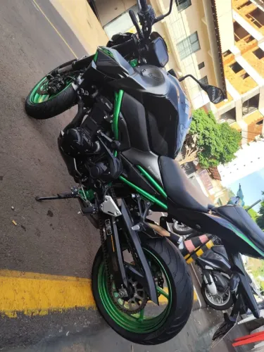 Z900 2023 Impecável ! ÚNICO DONO.