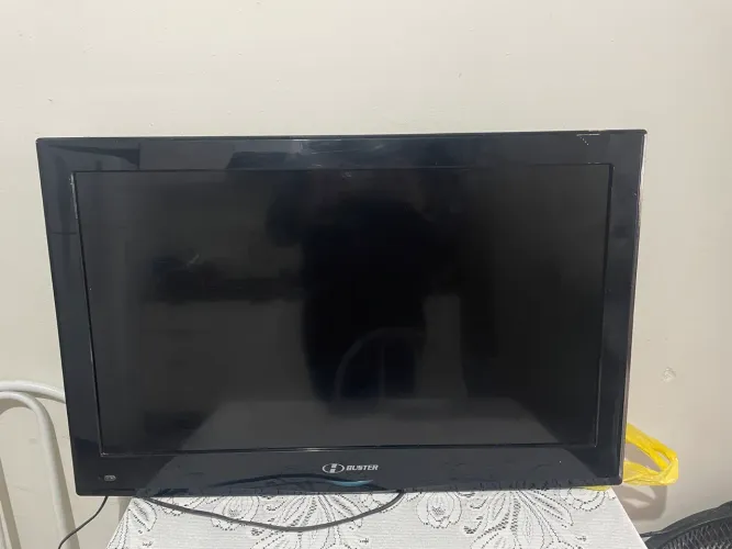 Vende-se TV 32