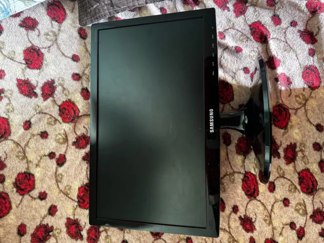 Monitor Samsung 18,5 polegadas (faço olx pay)
