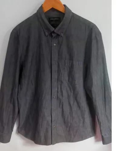 CAMISA ESPORTIVA BANANA REPUBLIC USADA
