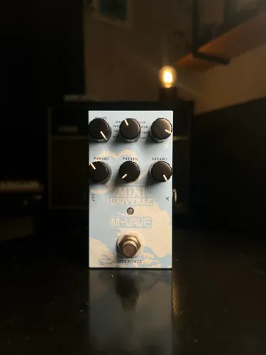 Pedal Mvave Mini Universe
